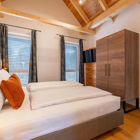 Nyaraló Mountain Bergfreund